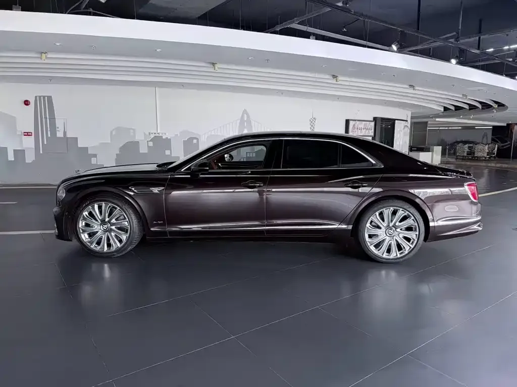 Bentley Flying Spur 2021 из CN, фото 2