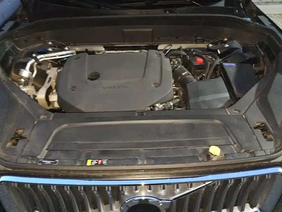 Volvo XC90 2024 из CN, фото 5