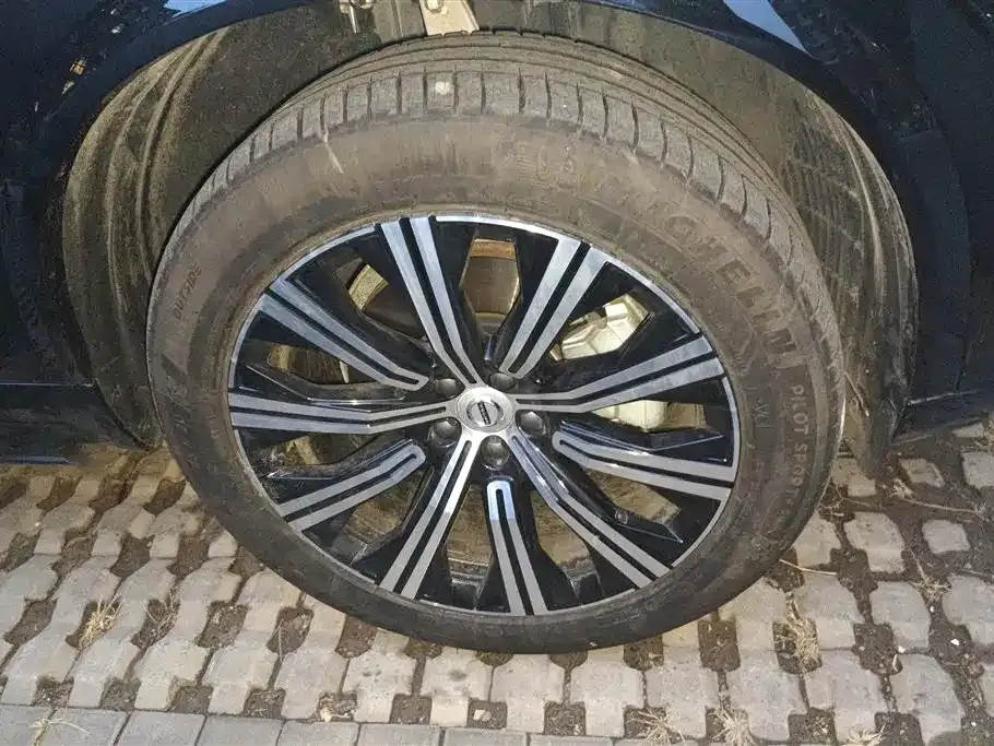 Volvo XC90 2024 из CN, фото 7