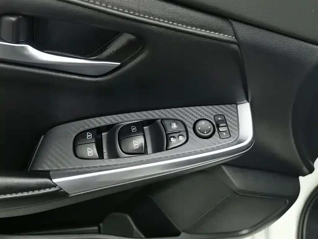Nissan Sylphy 2024 из CN, фото 4