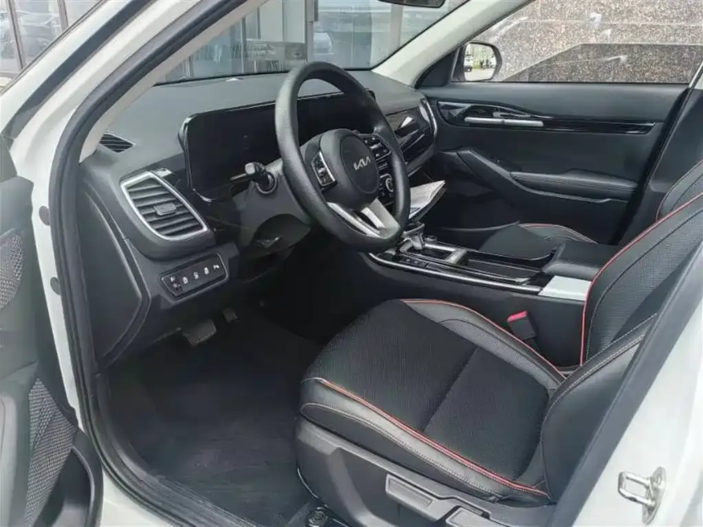 Kia Seltos 2023 из CN, фото 4