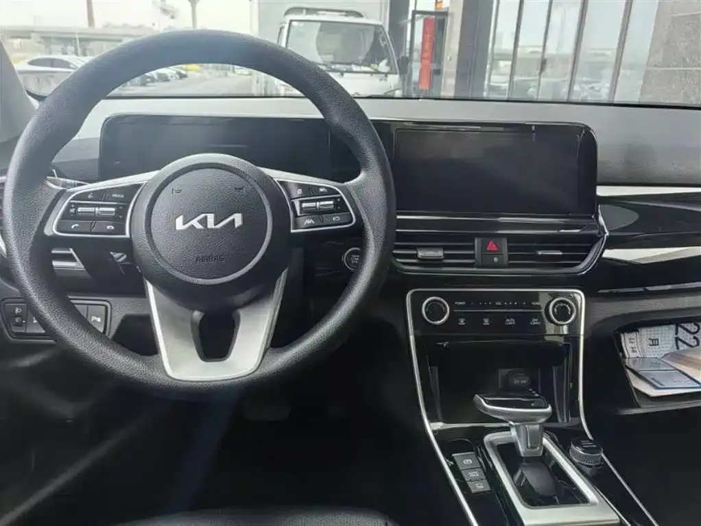 Kia Seltos 2023 из CN, фото 7