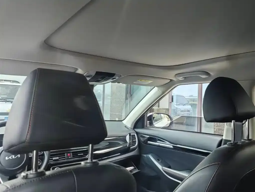 Kia Seltos 2023 из CN, фото 2