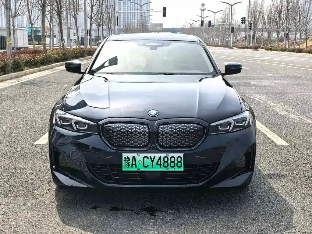 BMW i3 2025 из CN, фото 3