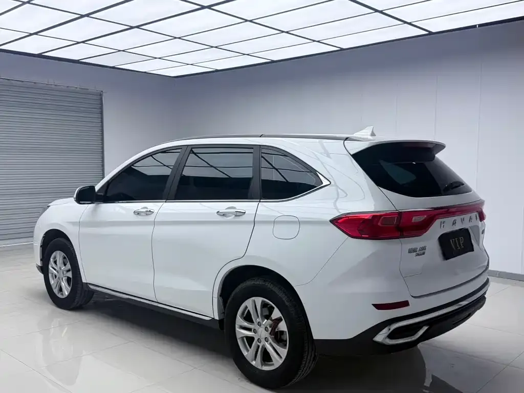 Haval M6 — фото 10