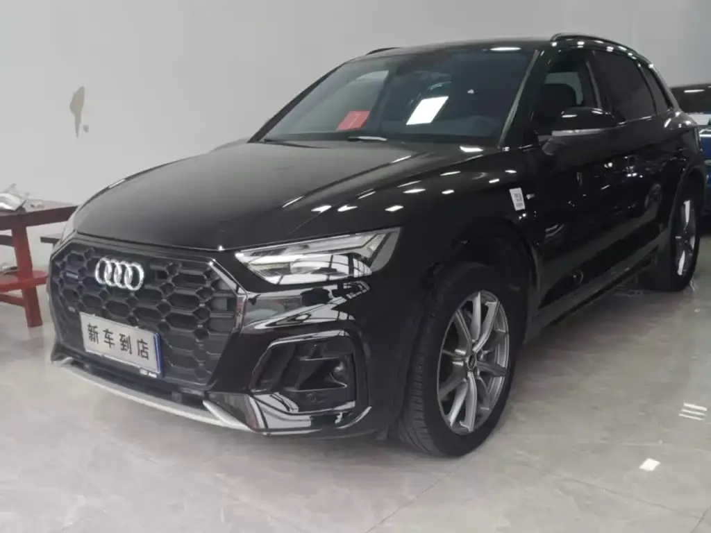 Audi Q5L 2023 из CN, фото 1