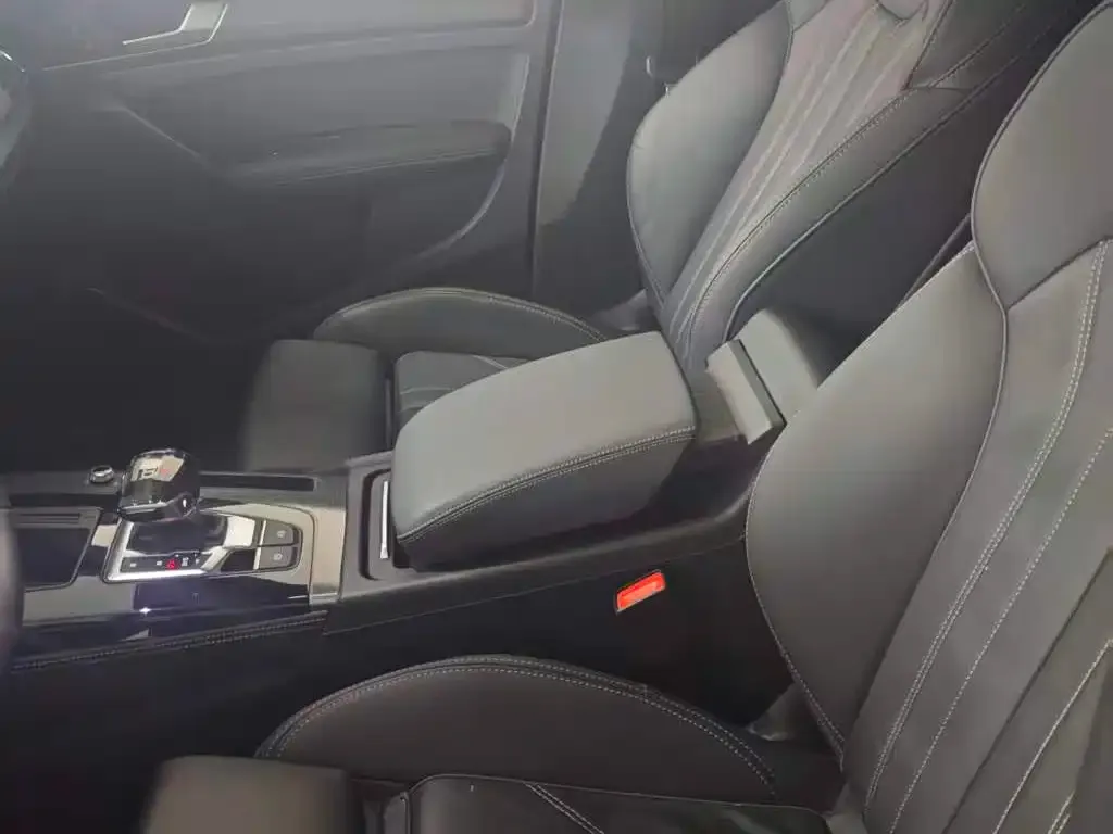 Audi Q5L 2023 из CN, фото 7