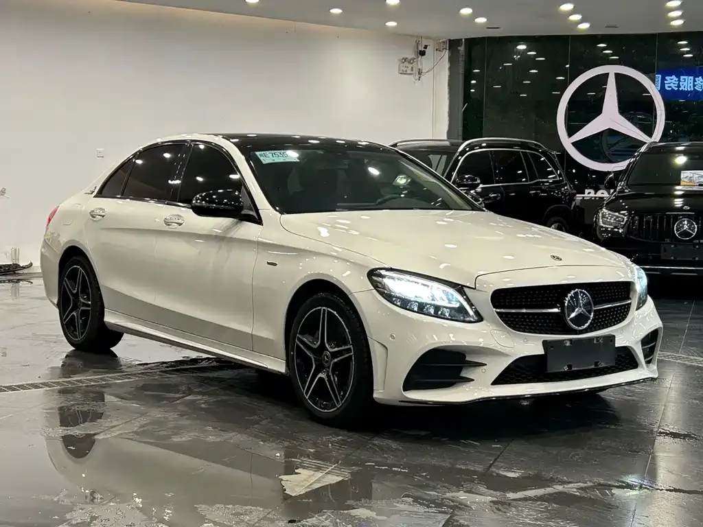 Mercedes-Benz C-Class — фото 10