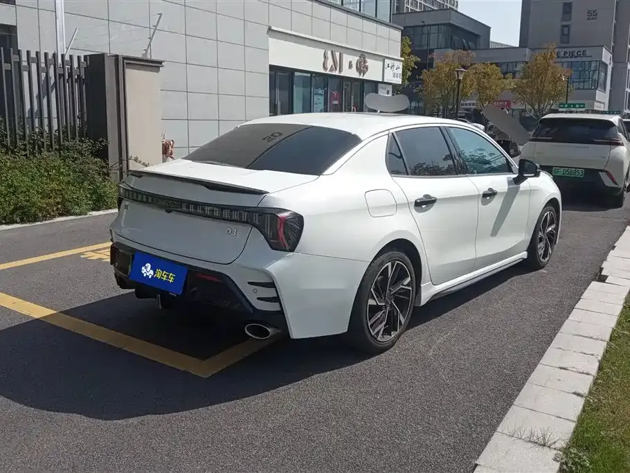 Lynk & Co 03 2024 из CN, фото 6