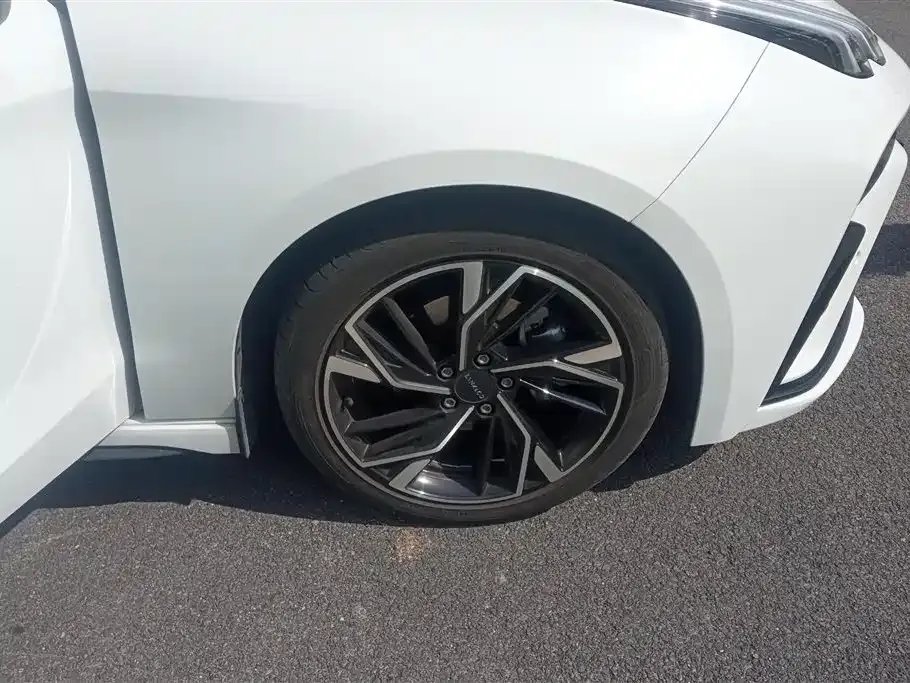 Lynk & Co 03 2024 из CN, фото 7