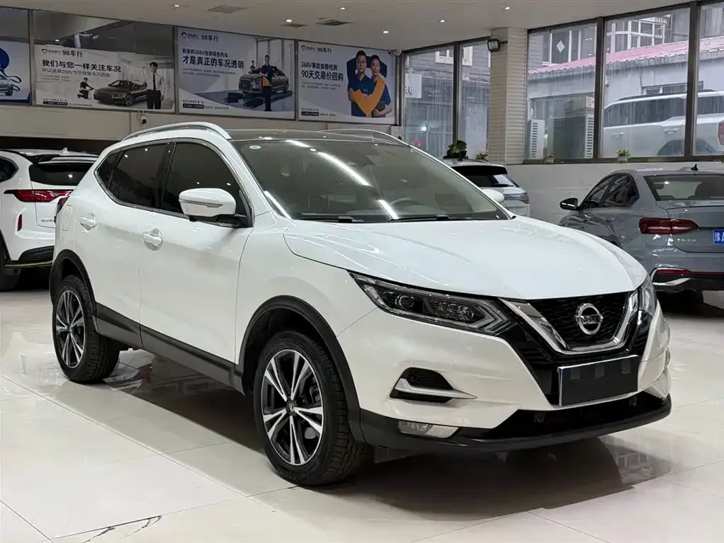 Nissan Qashqai — фото 2