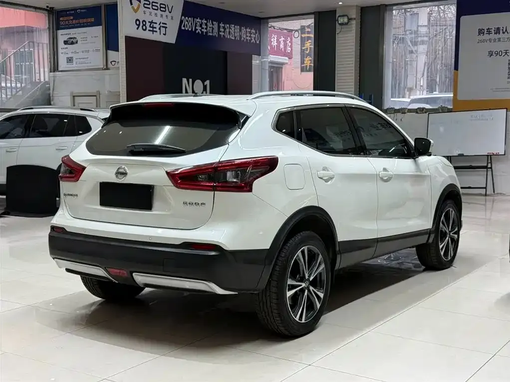 Nissan Qashqai — фото 3