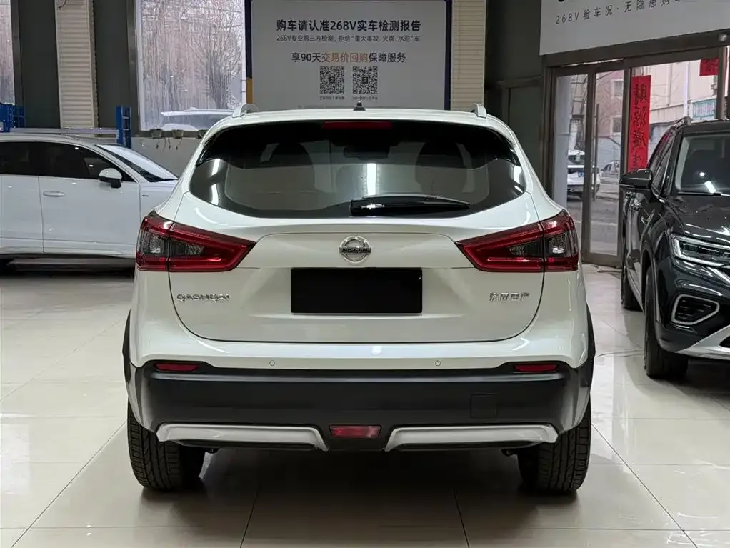 Nissan Qashqai — фото 10