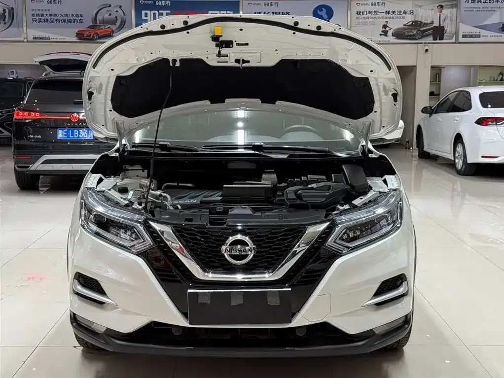 Nissan Qashqai — фото 5