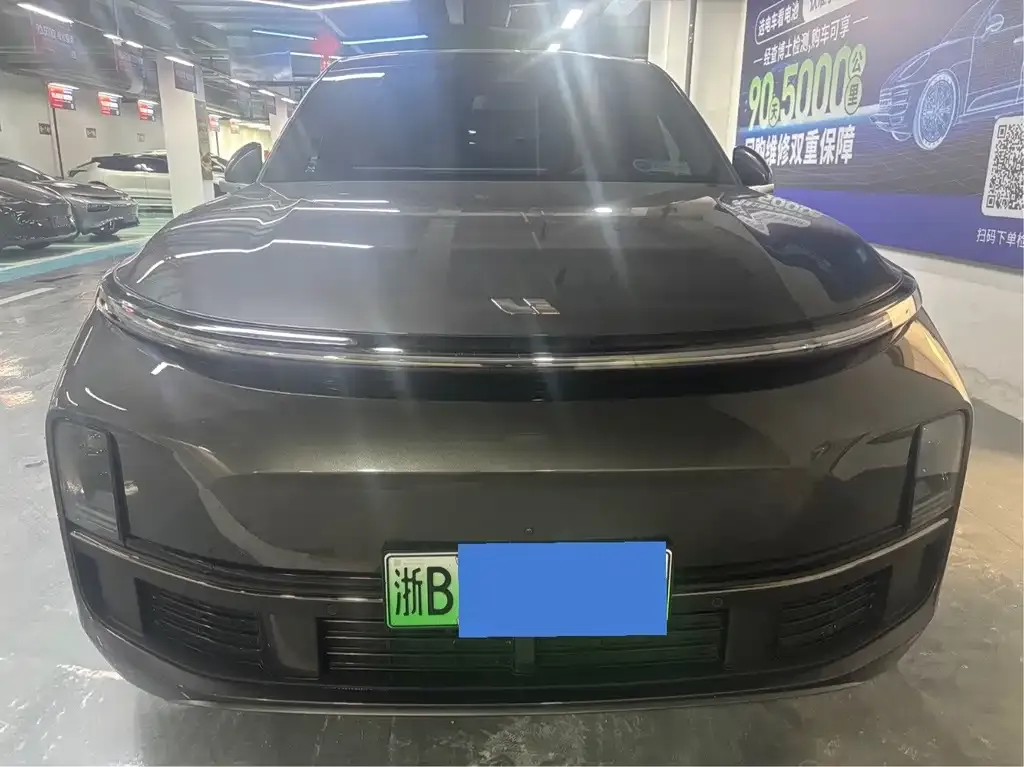 Li Auto L8 2023 из CN, фото 2
