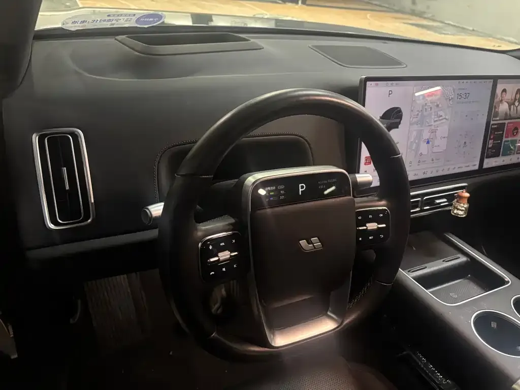 Li Auto L8 2023 из CN, фото 8