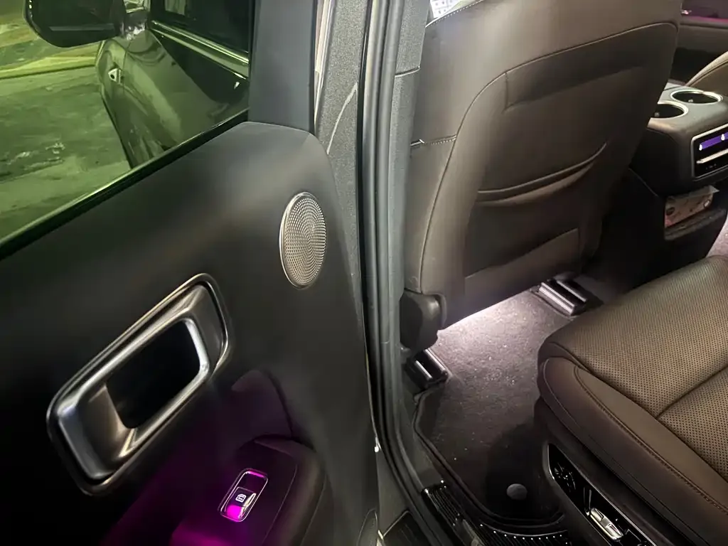 Li Auto L8 2023 из CN, фото 6