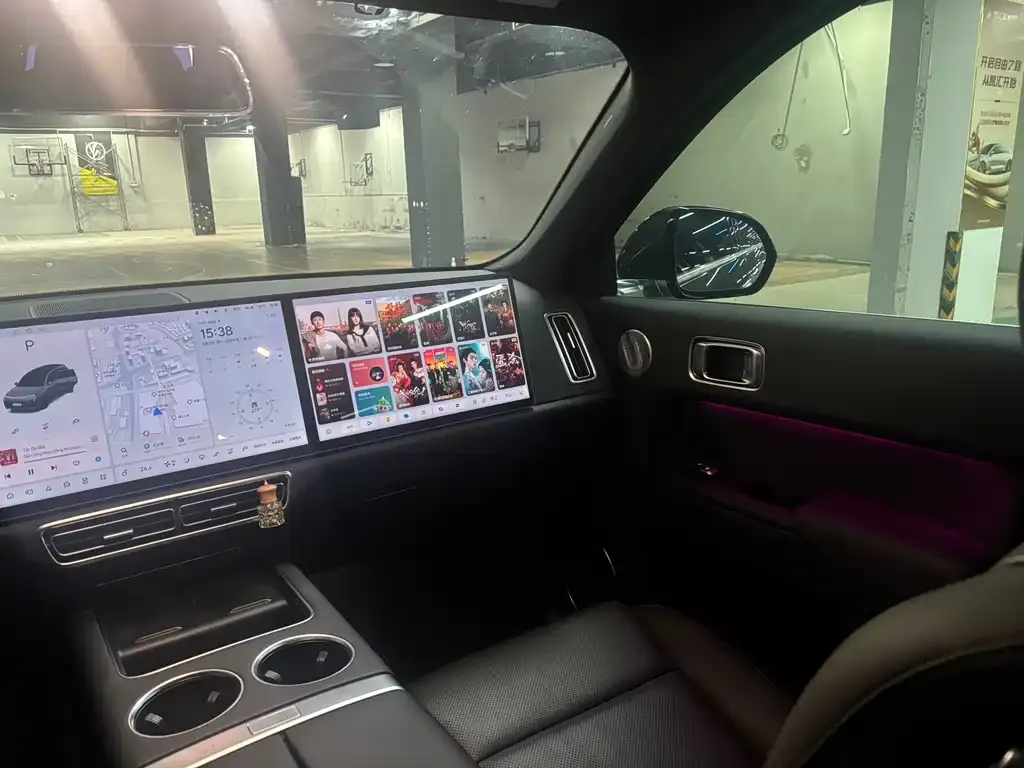 Li Auto L8 2023 из CN, фото 4