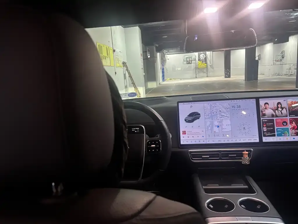 Li Auto L8 2023 из CN, фото 3