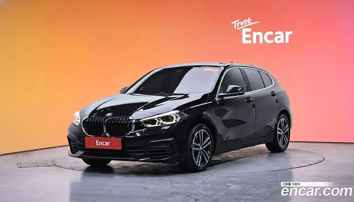 BMW 1-Series — фото 1