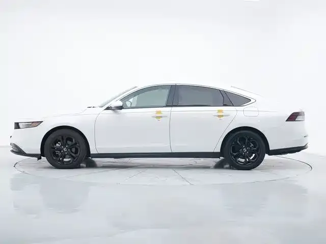 Honda Accord — фото 8