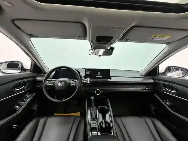 Honda Accord — фото 9