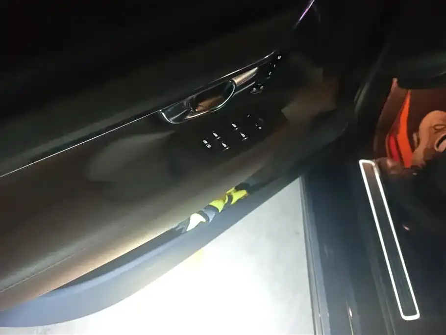 Volvo S90 2024 из CN, фото 7