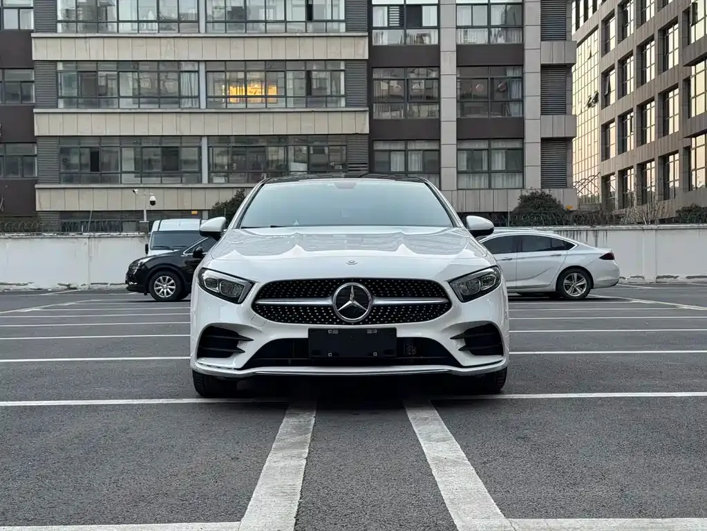 Mercedes-Benz A-Class — фото 10
