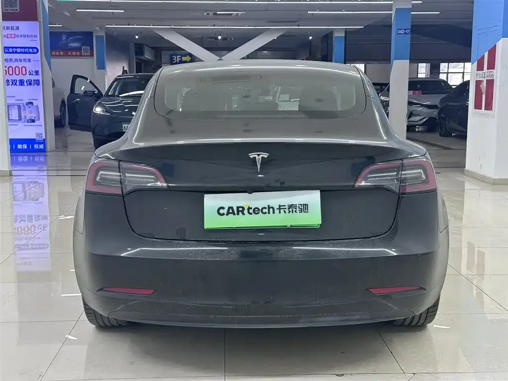 Tesla Model 3 2022 из CN, фото 5