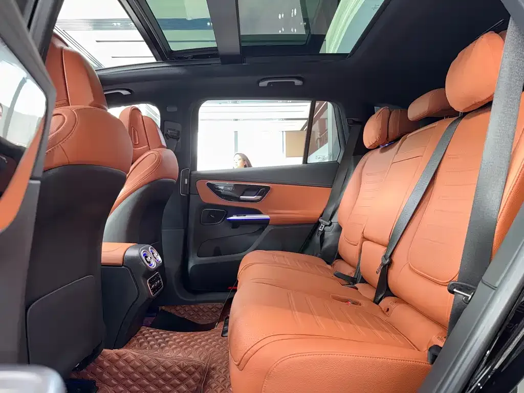 Mercedes-Benz GLC 2023 из CN, фото 8
