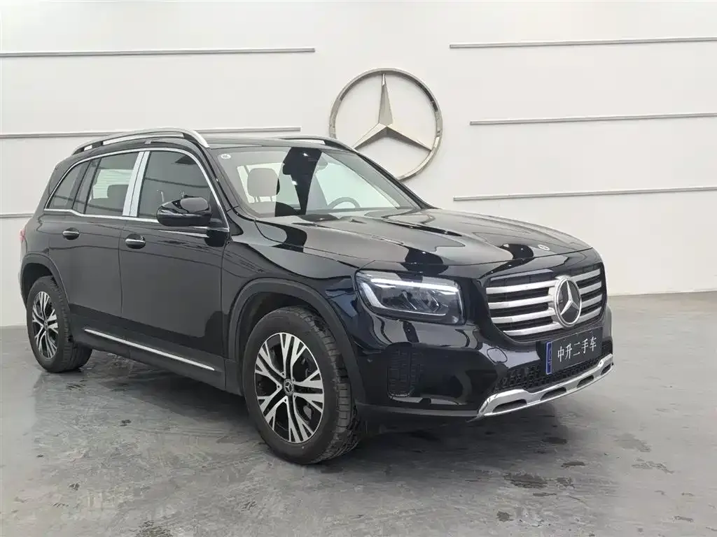 Mercedes-Benz GLB — фото 3
