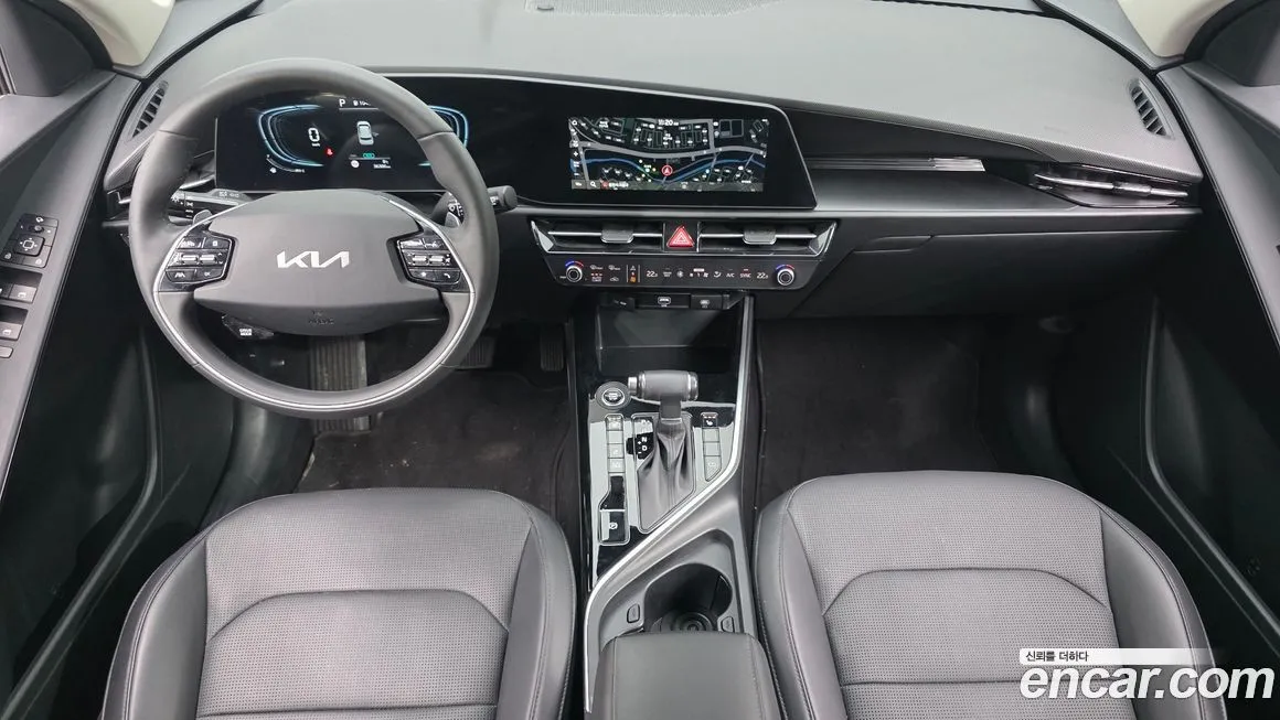 Kia Niro — фото 8