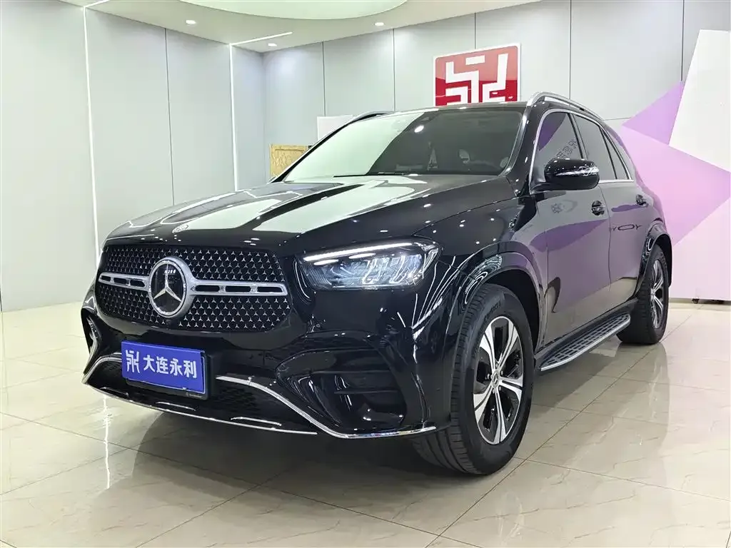 Mercedes-Benz GLE — фото 1