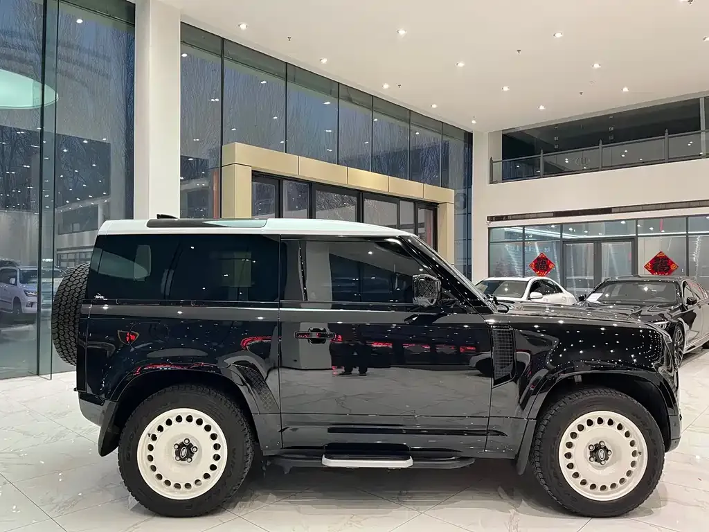 Land Rover Defender — фото 3