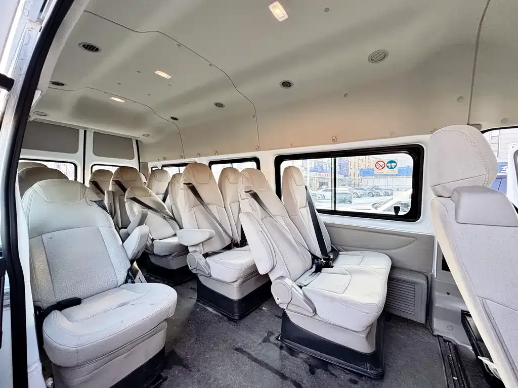 Ford Transit Custom 2021 из CN, фото 3