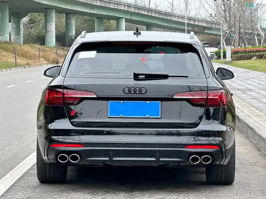Audi S4 — фото 3