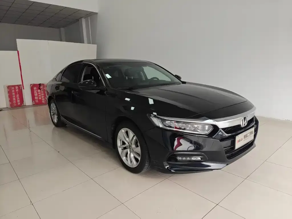 Honda Accord — фото 2