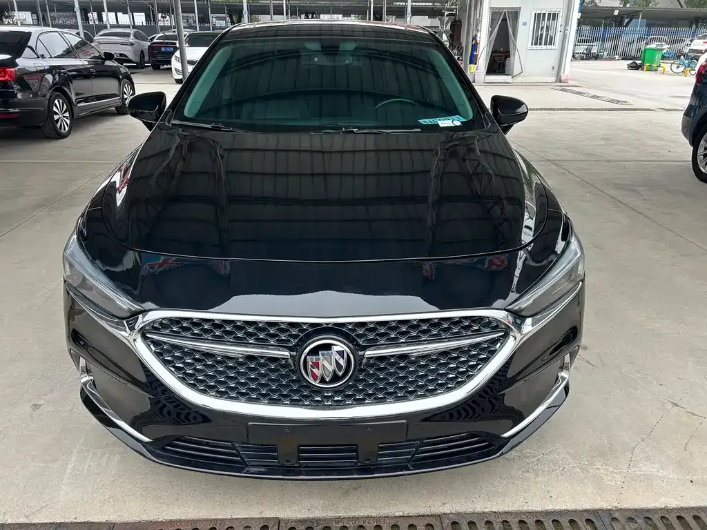 Buick LaCrosse — фото 9