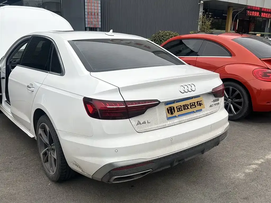 Audi A4L 2024 из CN, фото 6