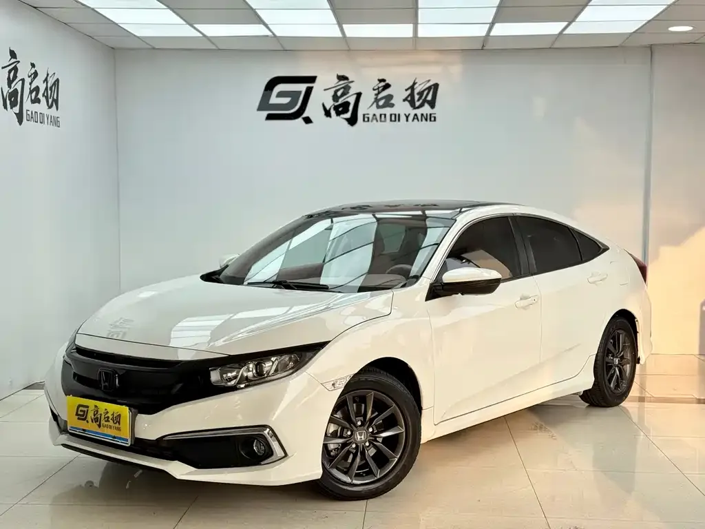 Honda Civic — фото 1