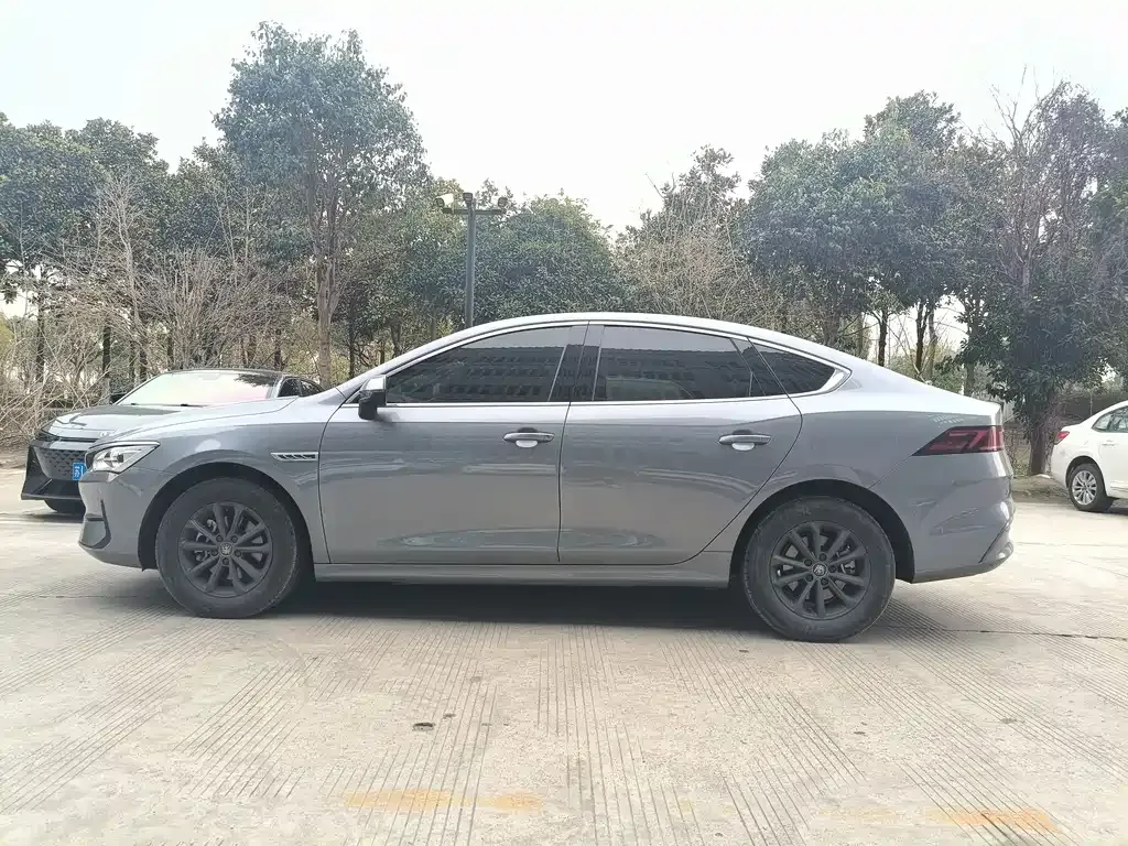 BYD Qin PLUS — фото 9