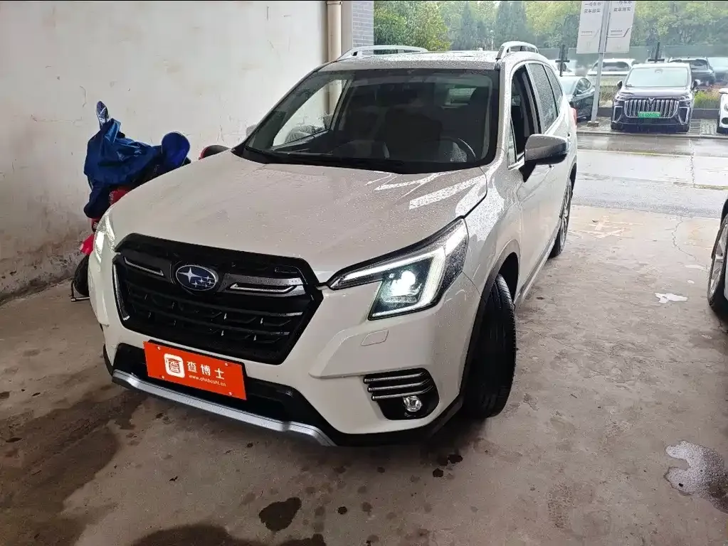 Subaru Forester 2022 из CN, фото 1