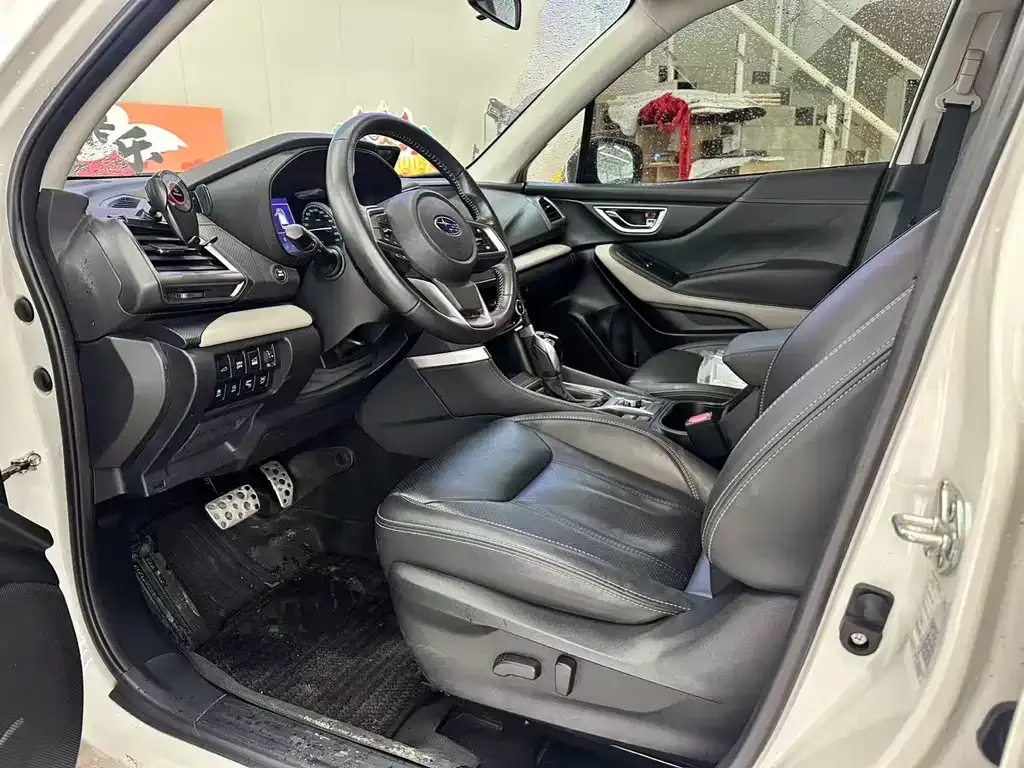Subaru Forester 2022 из CN, фото 4