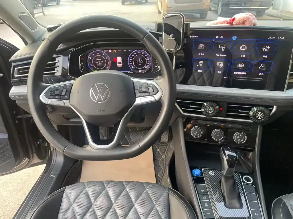Volkswagen Sagitar 2023 из CN, фото 8