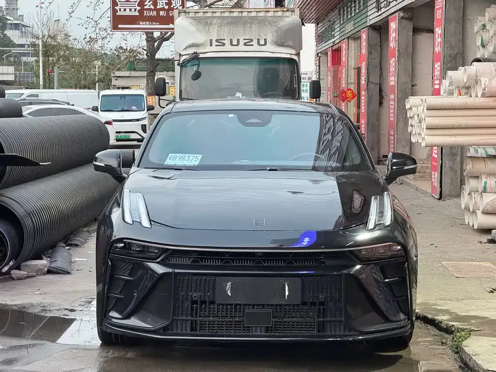 Lynk & Co 03 2023 из CN, фото 9