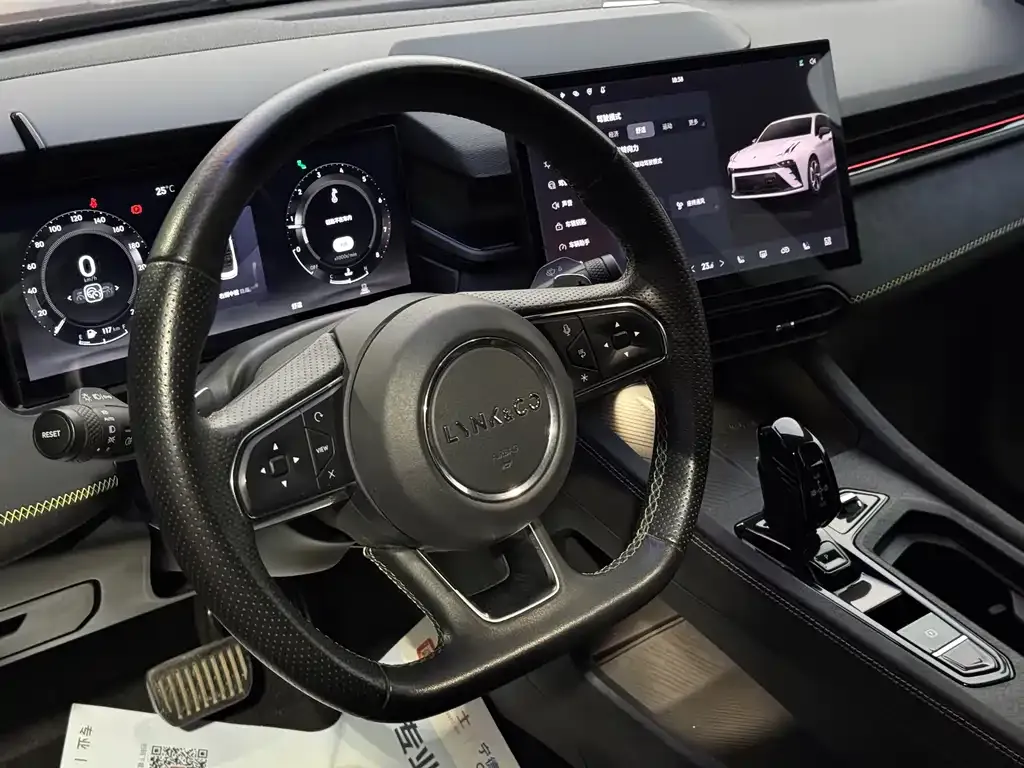 Lynk & Co 03 2023 из CN, фото 10