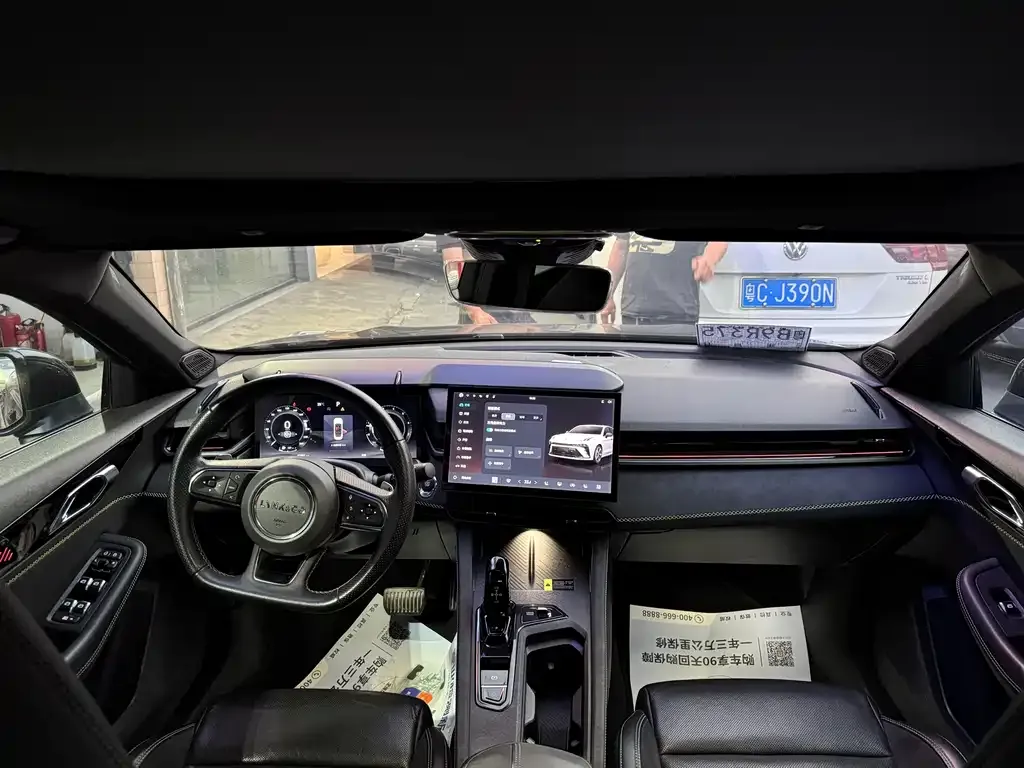 Lynk & Co 03 2023 из CN, фото 3