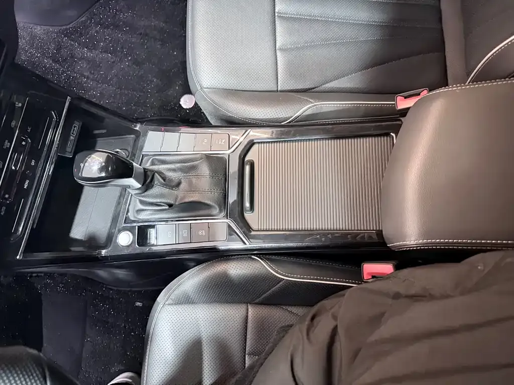 Volkswagen Passat — фото 7