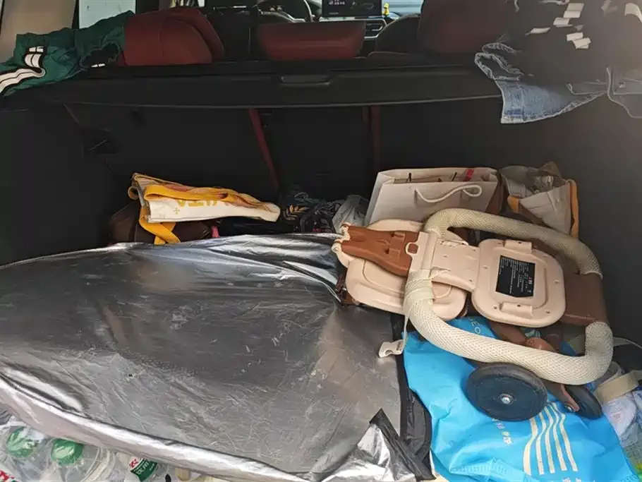 BMW iX3 2024 из CN, фото 9