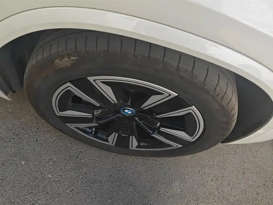 BMW iX3 2024 из CN, фото 6